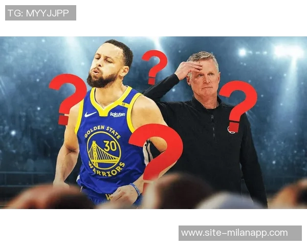 科尔称赞库里是球队核心一切战术围绕他展开 科尔称赞库里是球队核心一切战术围绕他展开