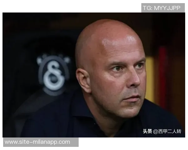 红军主帅斯洛特携家人畅游迪拜享受难得假期