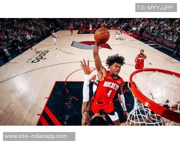 太阳主帅表示杰伦格林状态良好首秀能否对灰熊还需进一步观察 太阳主帅表示杰伦格林状态良好首秀能否对灰熊还需进一步观察