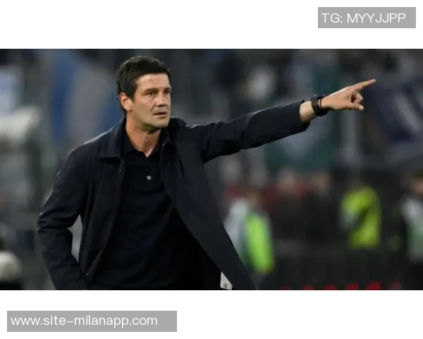 卡萨诺谈齐沃战术转变强调进攻参与度提升与前任截然不同 卡萨诺谈齐沃战术转变强调进攻参与度提升与前任截然不同