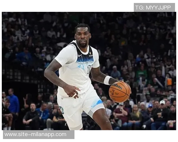 爱德华兹两场比赛狂砍84分却遭逆转心中苦闷难言 爱德华兹两场比赛狂砍84分却遭逆转心中苦闷难言