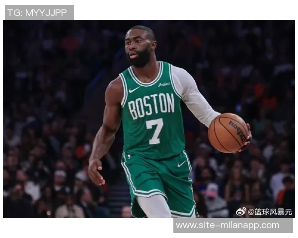 杰伦布朗积极沟通教练组力争参与明天背靠背比赛